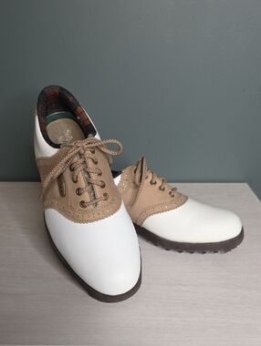 Footjoy Two-Tone Saddle Oxfords in White and Tan Golf Shoes 6.5